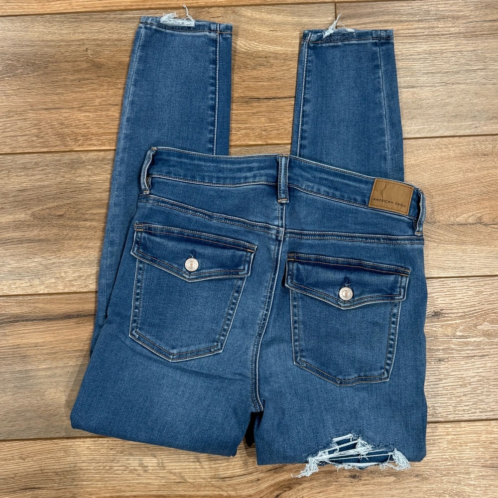 AMERICAN EAGLE Ripped W/Patches Hi-rise Button Pocket Jeggings | Women’s size 6S